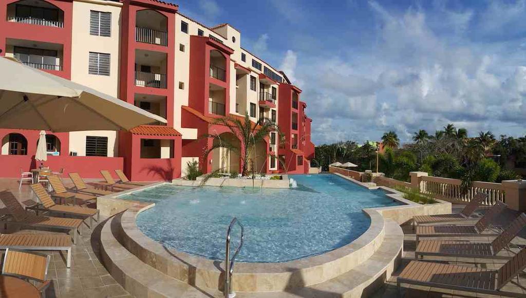 The Plaza Suites Humacao Buitenkant foto