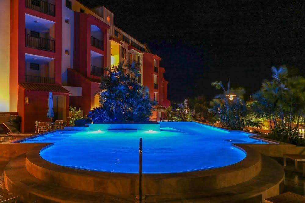 The Plaza Suites Humacao Buitenkant foto